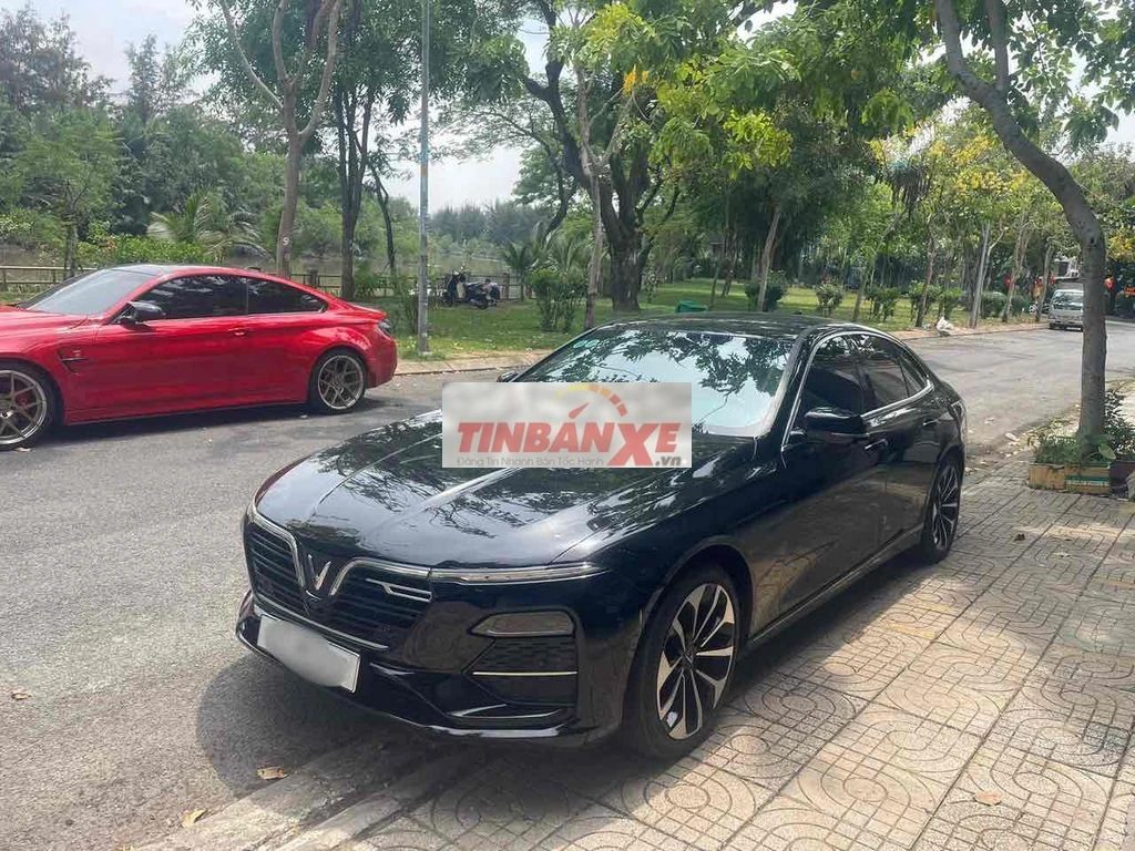 Vinfast Lux A 2.0 Premium 2021 Cao cấp Đen