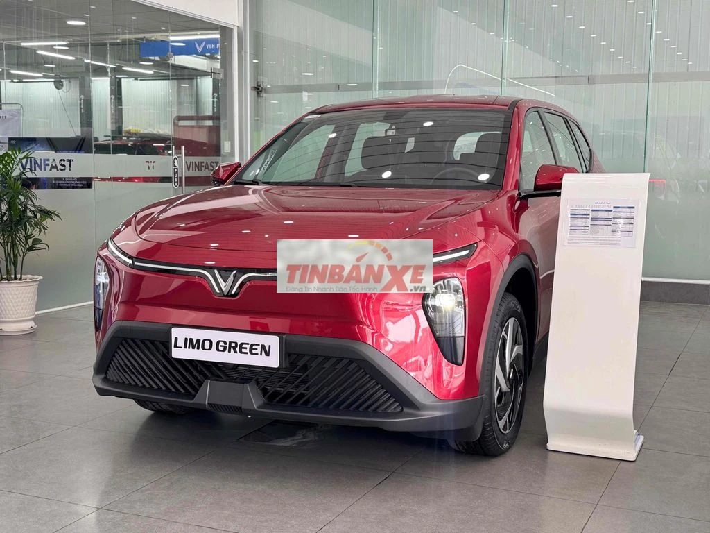 VinFast Limo Green trả trước 120tr xe đủ màu