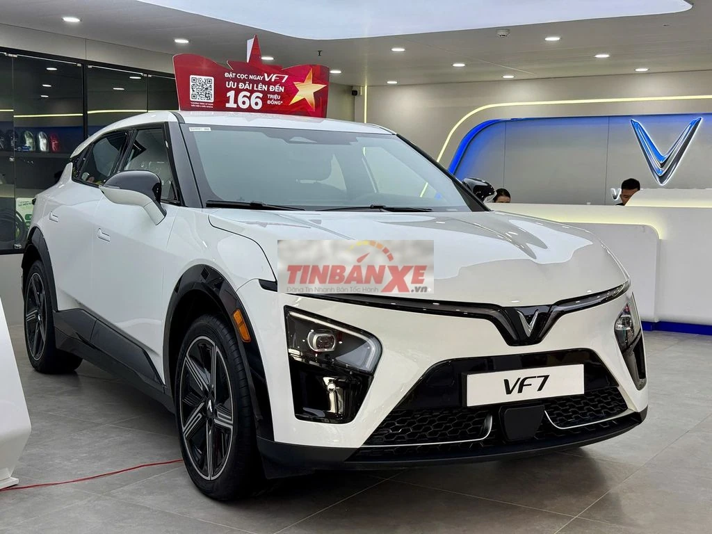 Vinfast VF7 hỗ trợ vay trả góp 100% giá trị xe