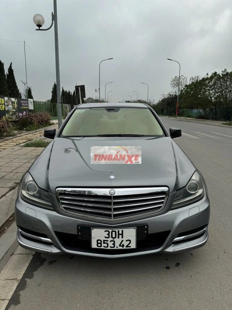 Mercedes C-250 2011 Xám mới xuất sắc