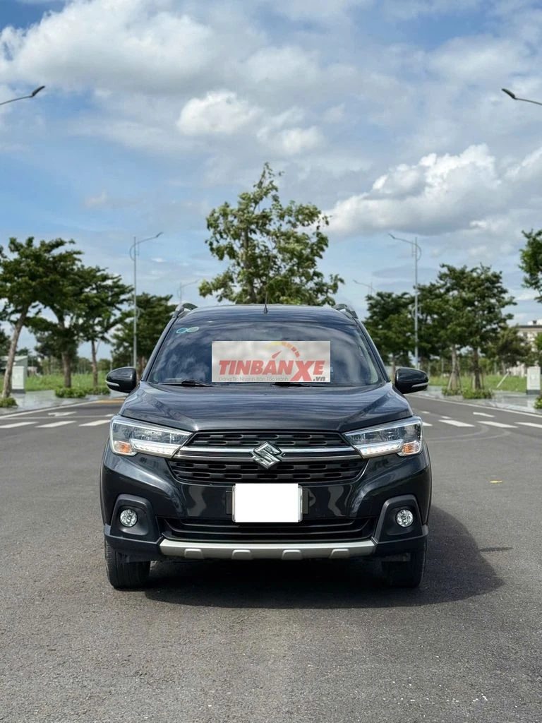 Suzuki XL7 GLX 1.5AT 2021 Đen 35.000km