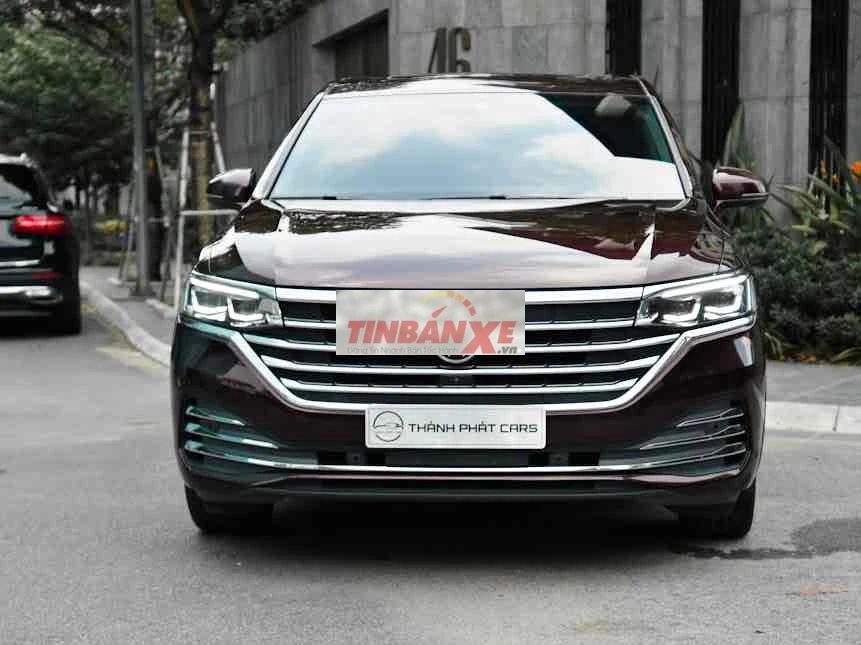 Volkswagen Viloran Luxury giá hấp dẫn