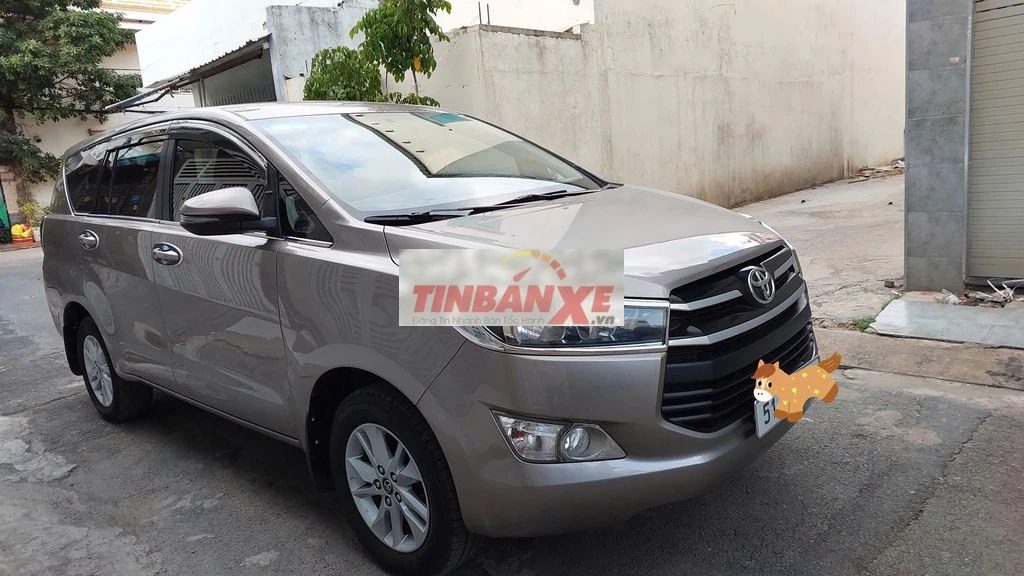 Toyota Innova E Đời 2019 Đồng Ánh Kim