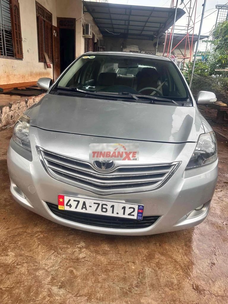 Toyota Vios E 2012 Số sàn Xăng Bạc