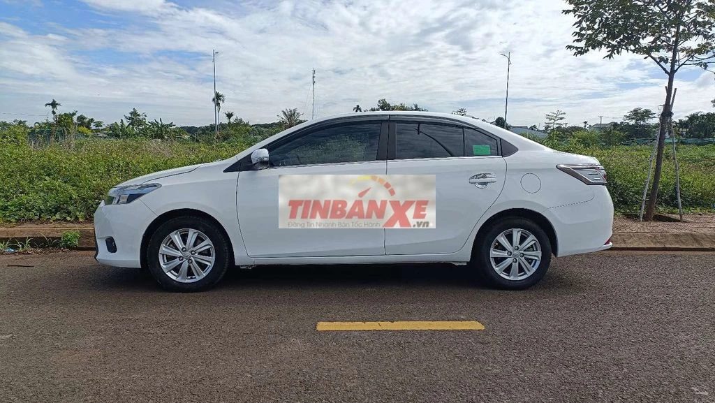 Toyota Vios 2018 Trắng Xăng