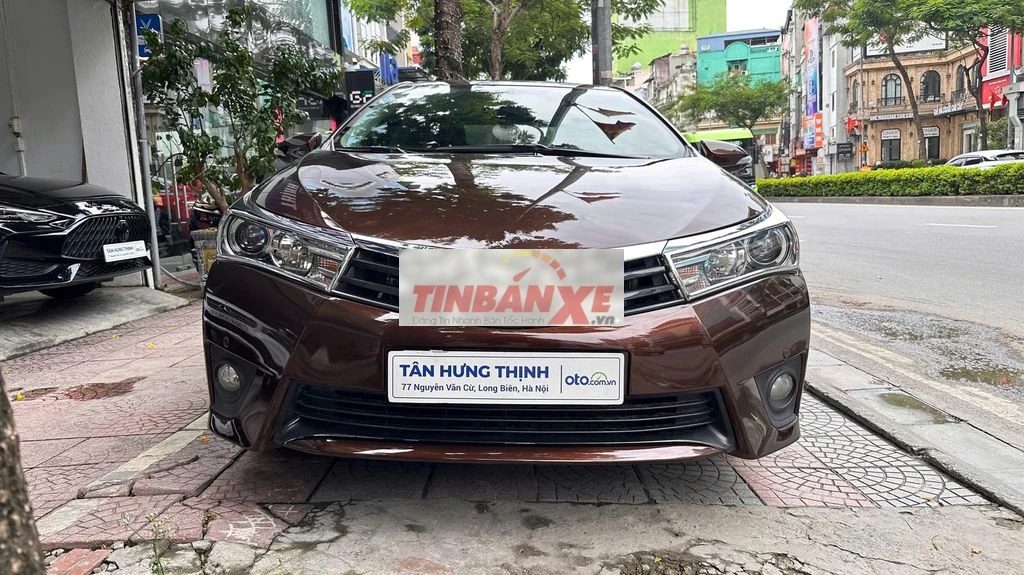 Toyota Altis 2.0 AT 2015 8 vạn Nâu