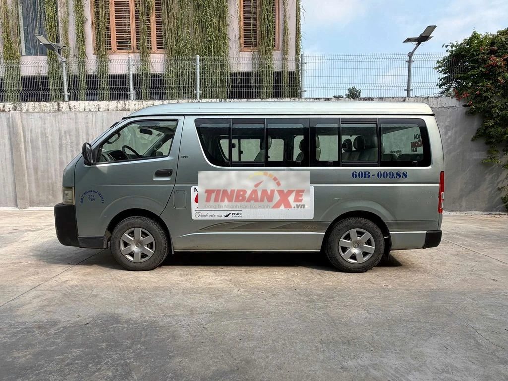 Bán Toyota Hiace 16 chỗ (có thương lượng)