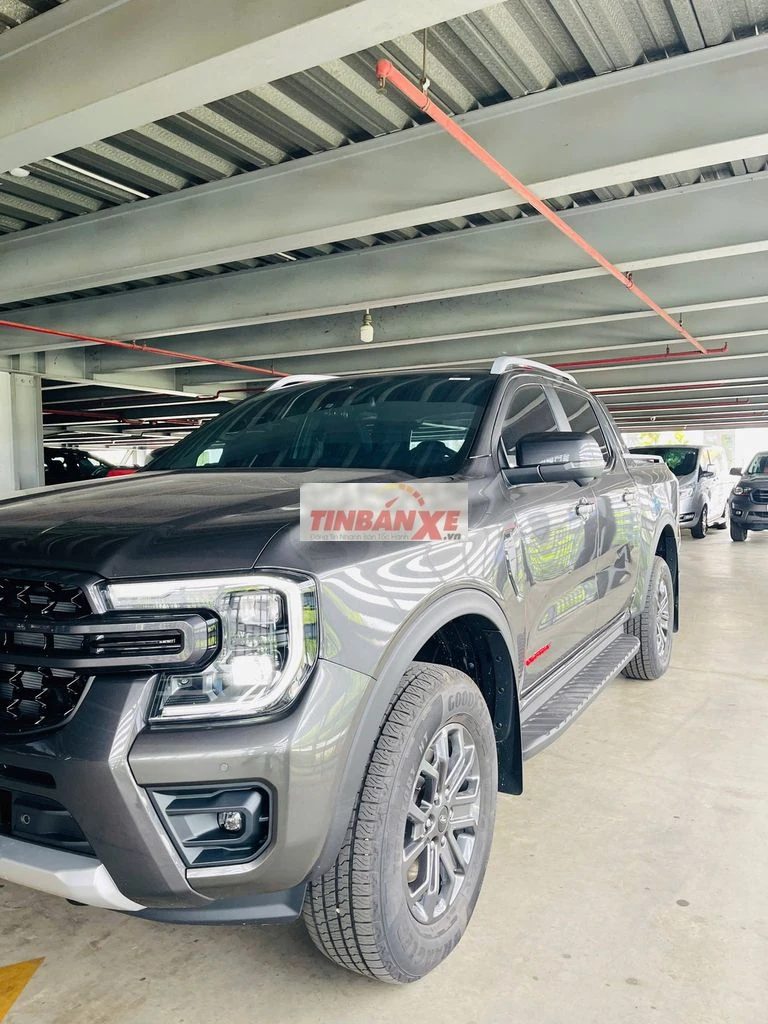 Ford Ranger Wildtrak 2026 2.0L Ghi 1.600km