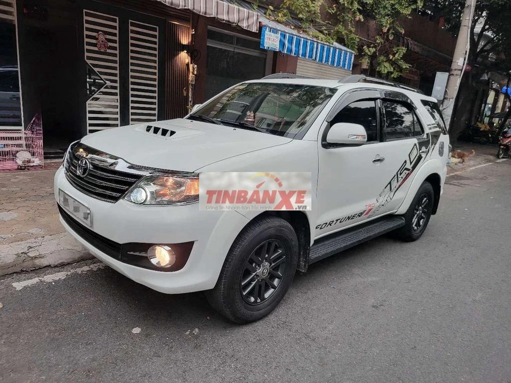 Toyota FORTUNER 2.5G Sản Xuất 11/2016 MT Máy Dầu
