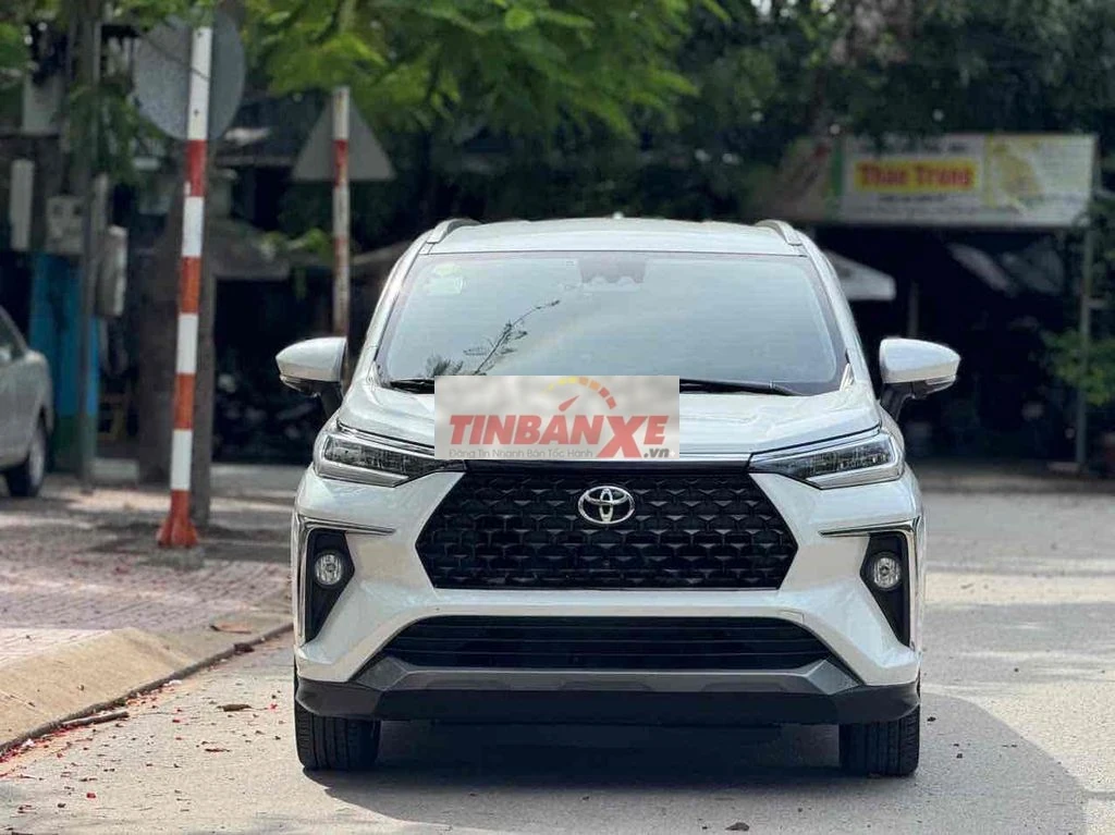 Toyota Veloz Cross TOP 2023 Trắng