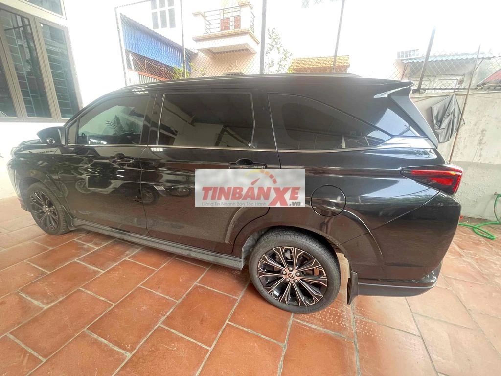 Toyota Veloz Cross Top 2025 Đen 19000 km