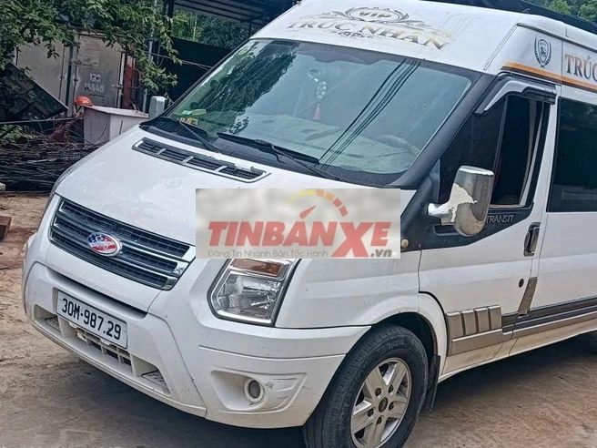 Ford Transit van 6 chỗ 2017 Trắng