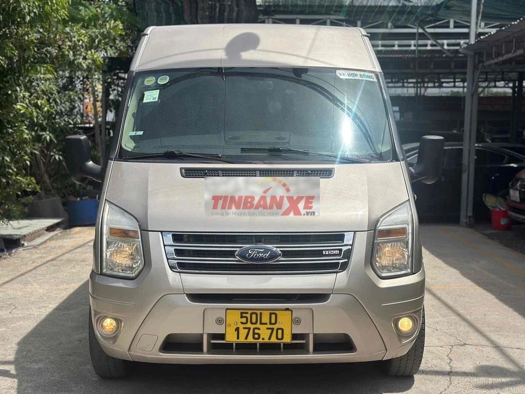 Ford Transit 2018 luxury xe 1 chủ rất đẹp máy zin