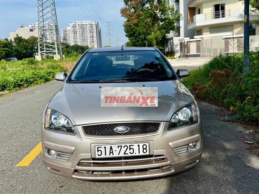 Ford Focus 2.0 S 2006 Vàng cát