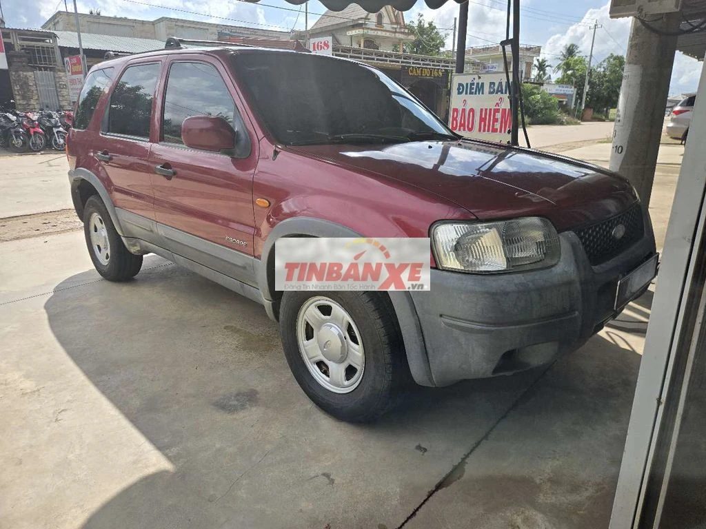 Ford Escape 2004 Số sàn Xăng 2.0 Đỏ
