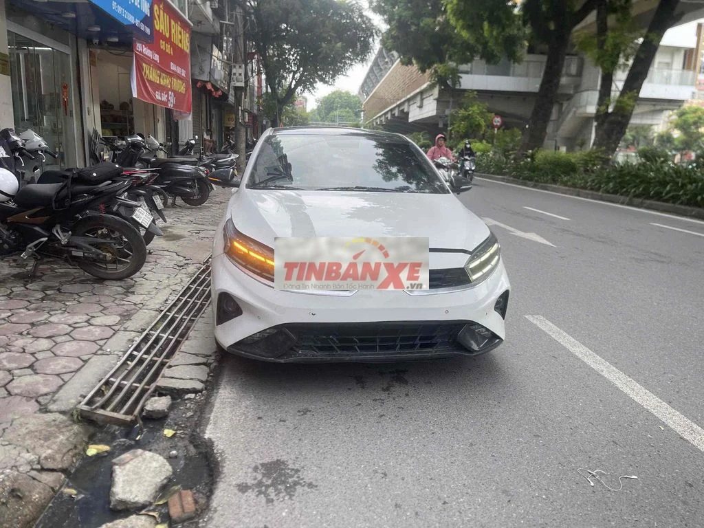 Kia K3 1.6 Premium Trắng
