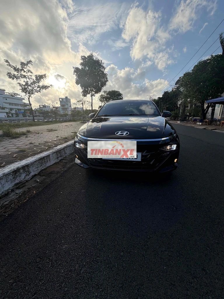 Hyundai Accent 2024 Đen 30000km