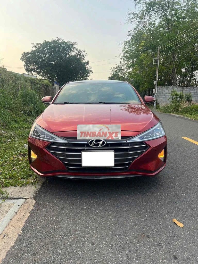 Hyundai Elantra 2.0 AT 2019 Đỏ