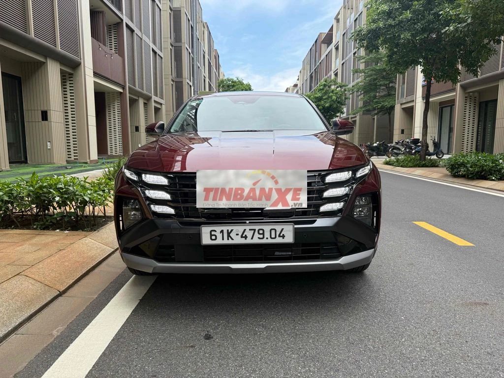 Hyundai Tucson 2.0 ĐB 2024 Đỏ 8.600 km