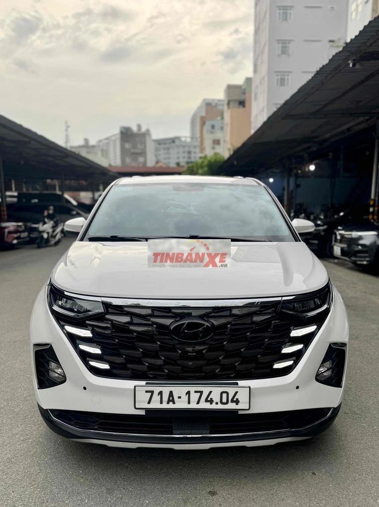 Hyundai Custin 1.5T đặc biệt 2024 Trắng