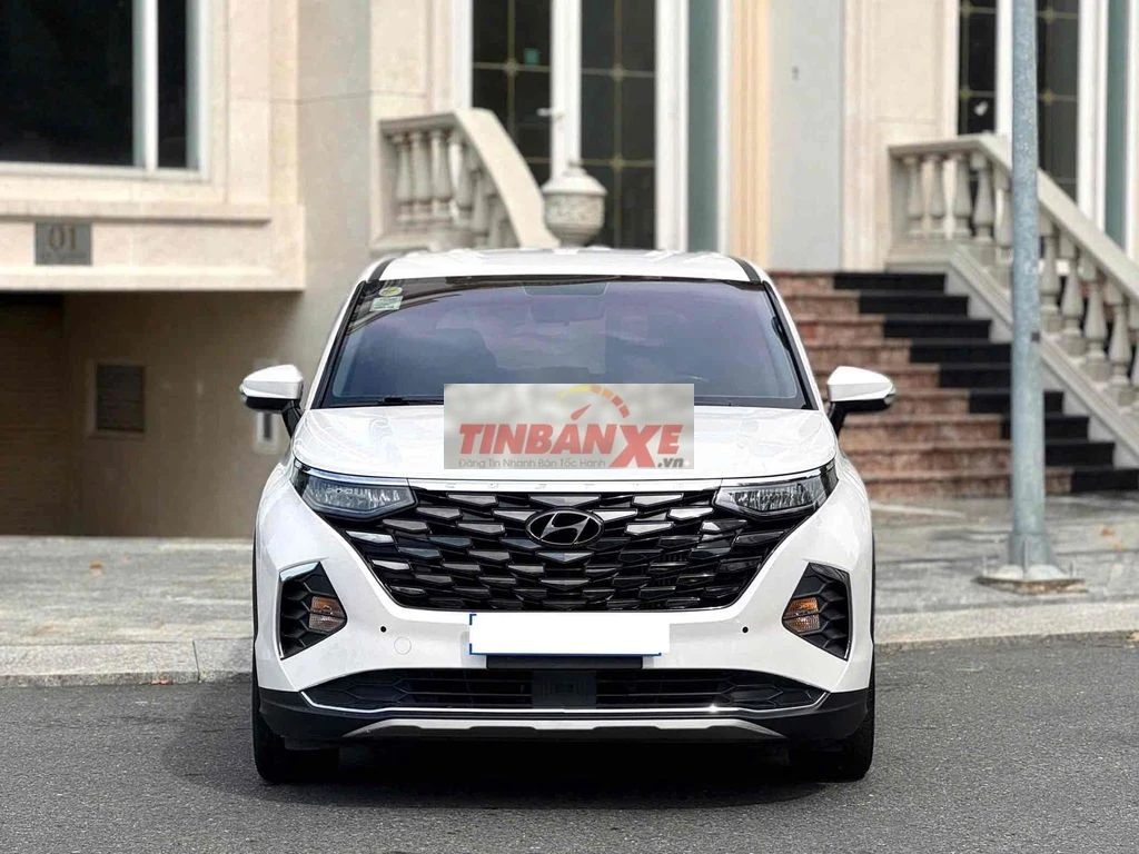 Hyundai Custin 1.5 Tiêu chuẩn 2023 Trắng