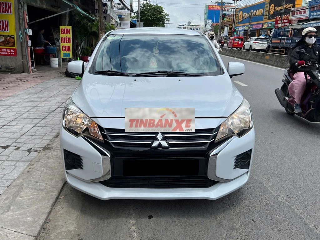 Mitsubishi Attrage MT 2022 màu trắng nk Thái Lan