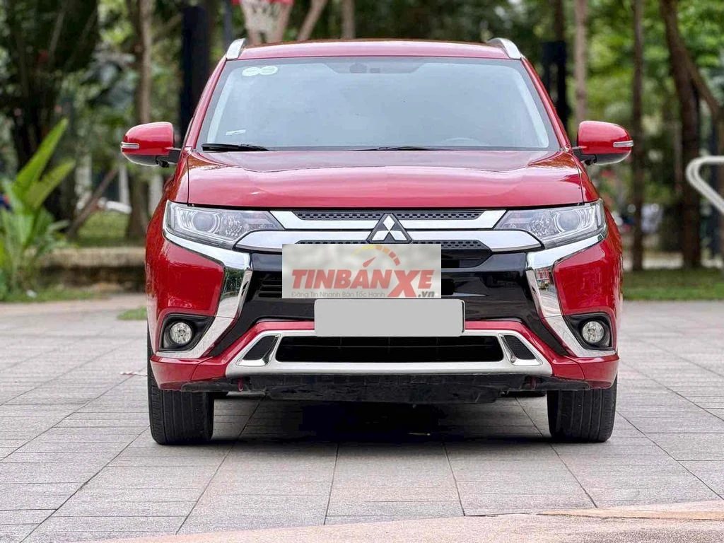 Mitsubishi Outlander 2.0 CVT 2022 Đỏ
