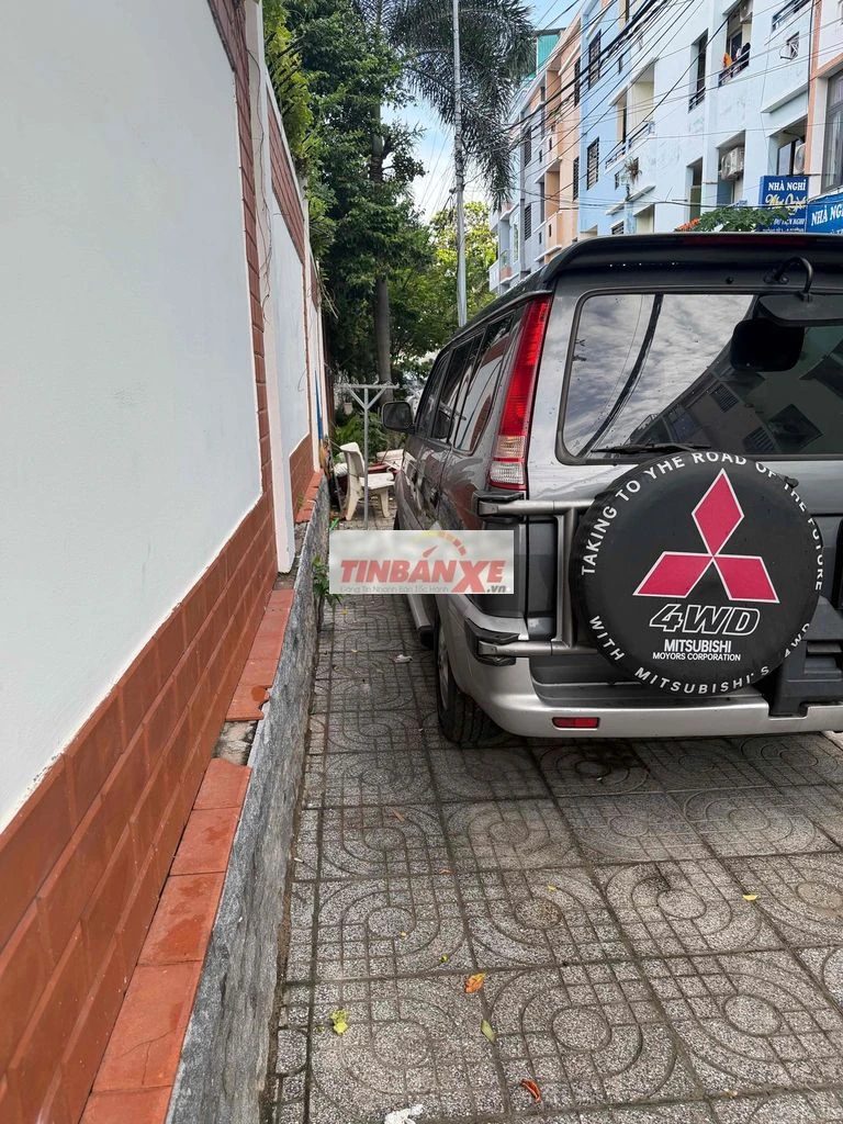 Mitsubishi Jolie 2003 xe gia đình