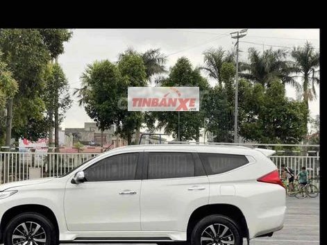 Mitsubishi Pajero Sport 2019 Trắng Tự động