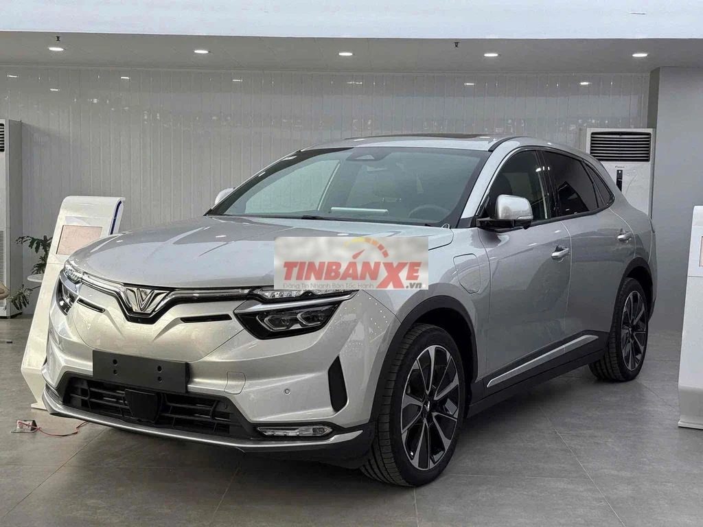 VF8 trả trước 10% hỗ trợ cá nhân & doanh nghiệp
