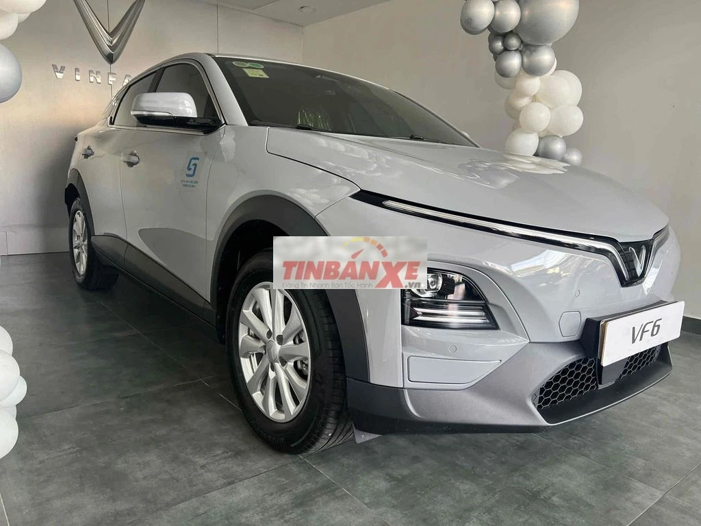 Xe điện VinFast VF6 Eco Xám Mới 100%