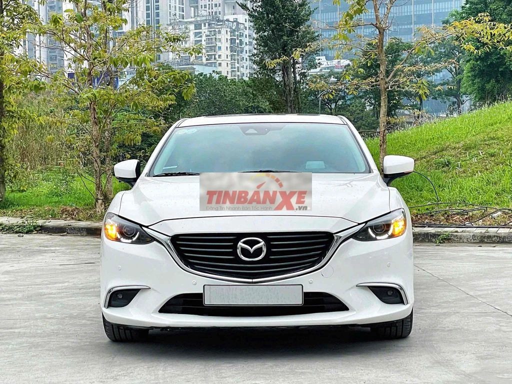 Mazda 6 2.0 Premium 2020 Trắng CỰC ĐẸP