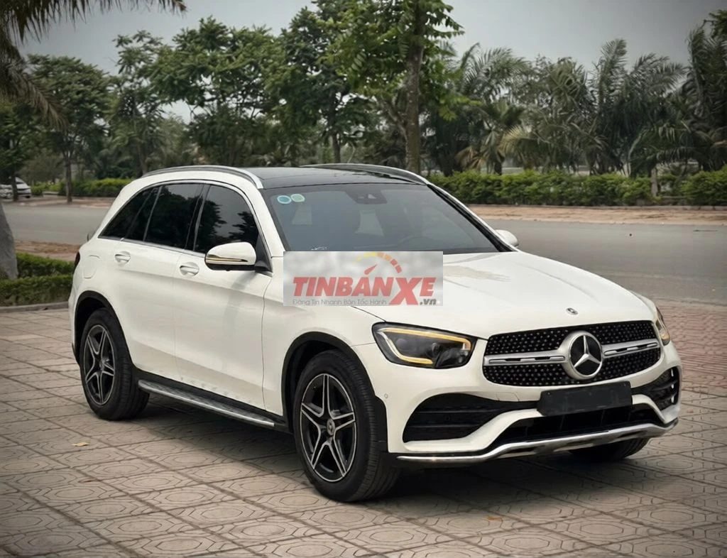 Mercedes Benz GLC 300 4Matic 2022 Trắng 5 chỗ