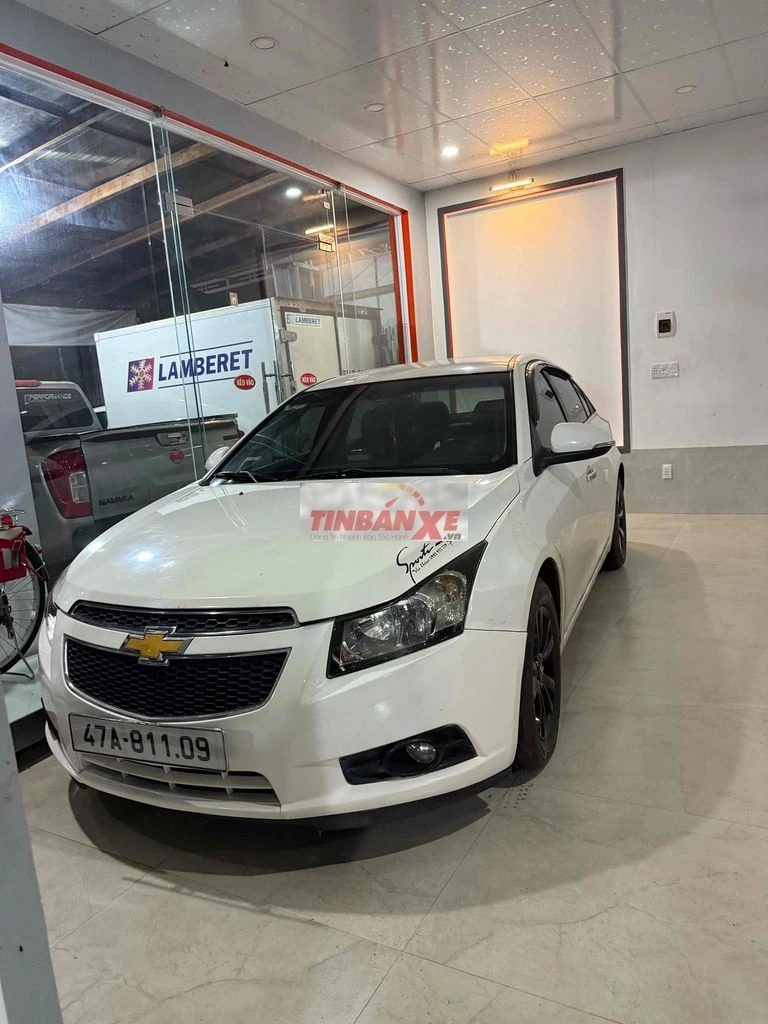 Chevrolet Cruze 2017 Trắng 5 chỗ 100945 km