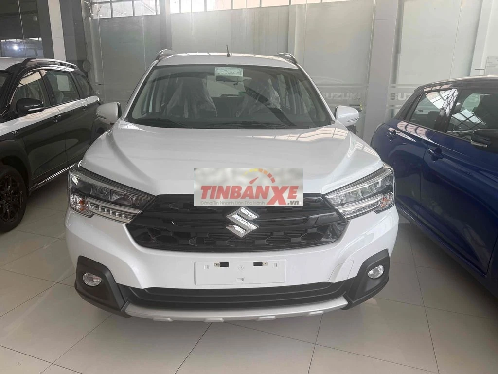 Suzuki XL7 2026 Trắng