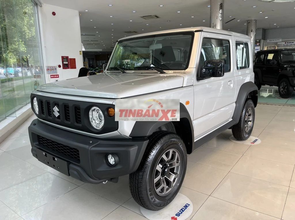 Suzuki Jimny 2024 Màu Bạc - Mới 100%- Ưu đãi khủng