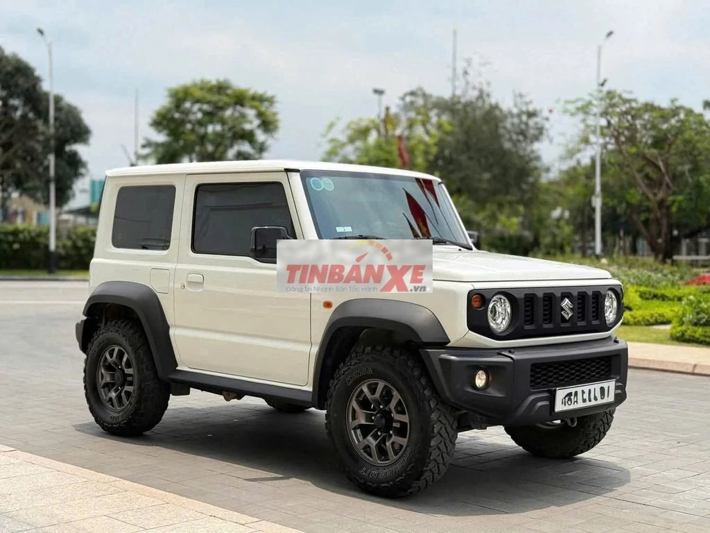 Suzuki Jimny 2024 Trắng 10.000 km