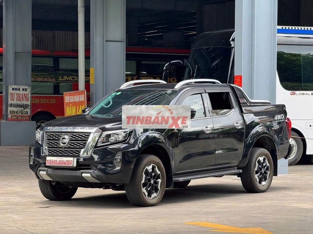 Nissan Navara VL 4x4 2022 Đen 85.000 km