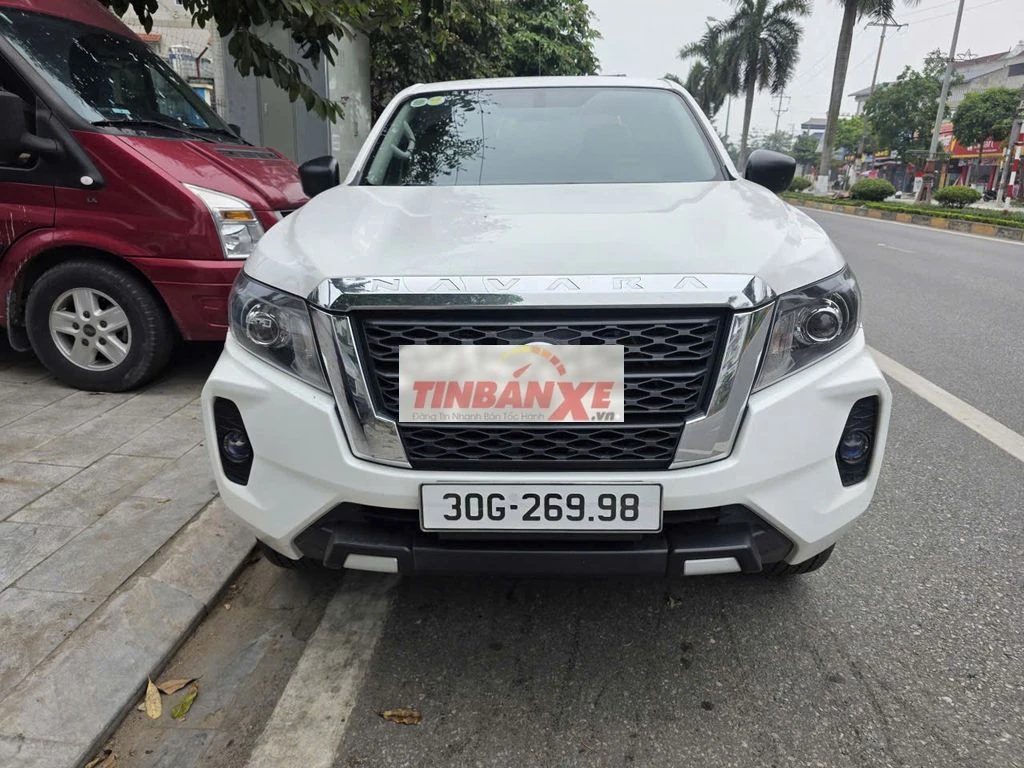 Nissan Navara EL 2024 Trắng