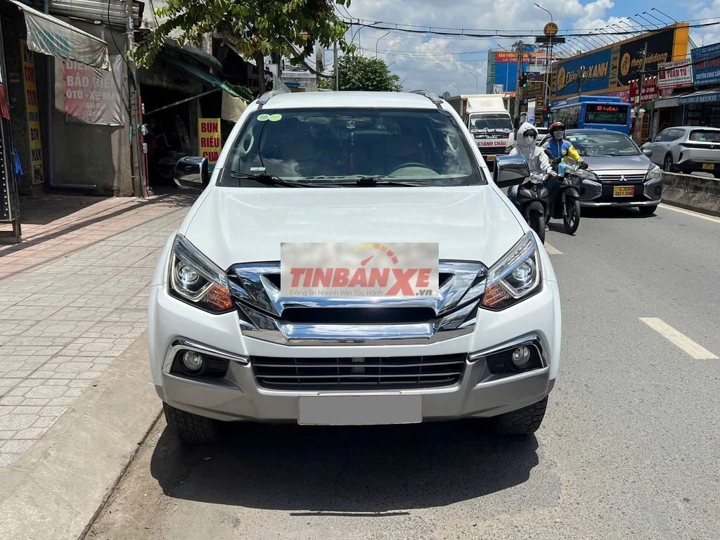 Isuzu Mu-x 2020 số sàn máy dầu