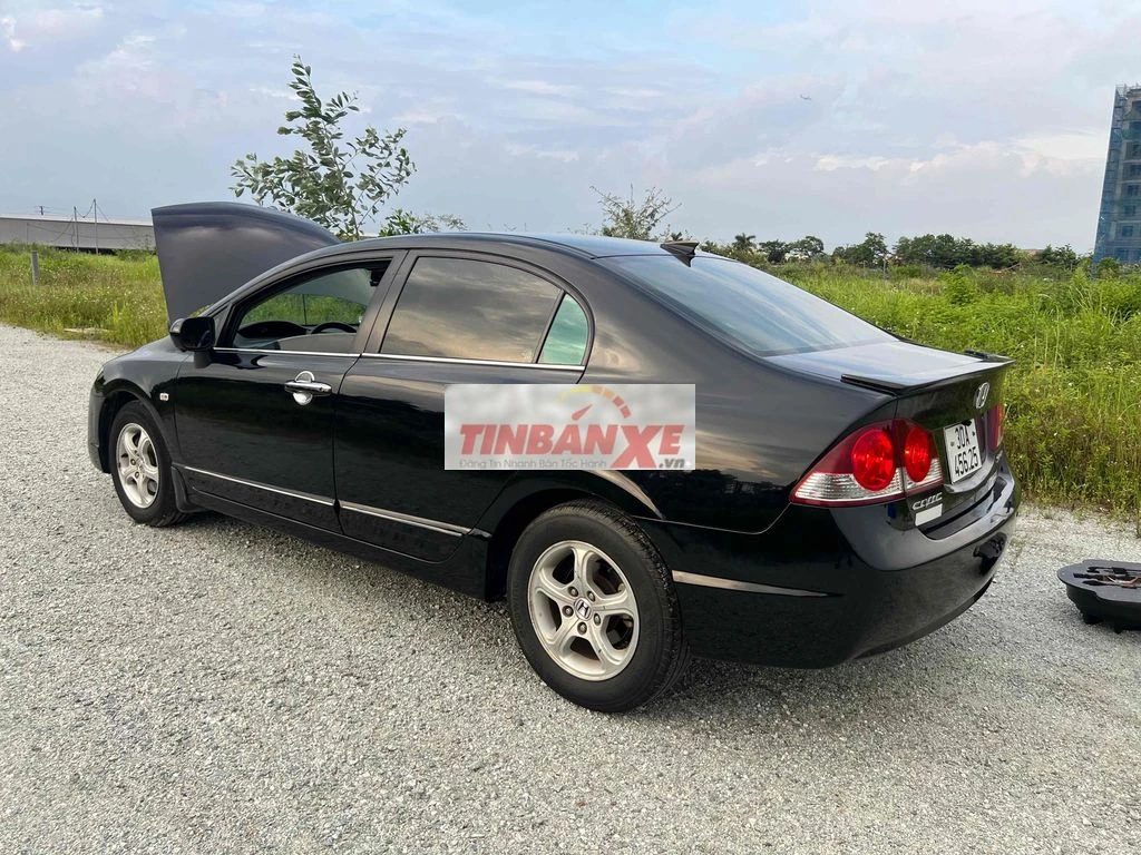 Honda Civic 1.8 Đen 10 vạn