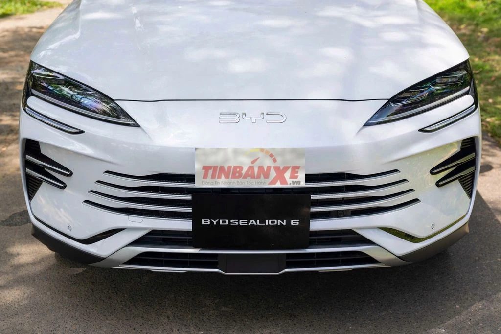 BYD Sealion 6 SUV Hybrid Tự động Trắng