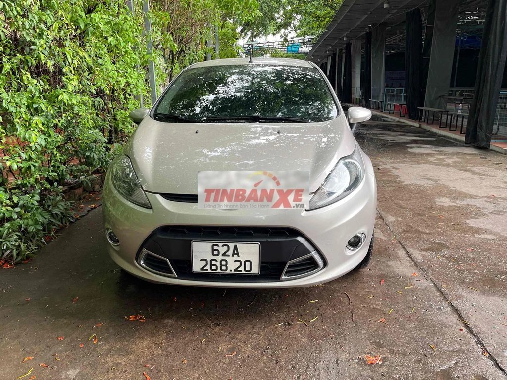 Ford Fiesta S 2011 Số tự động Ghi vàng