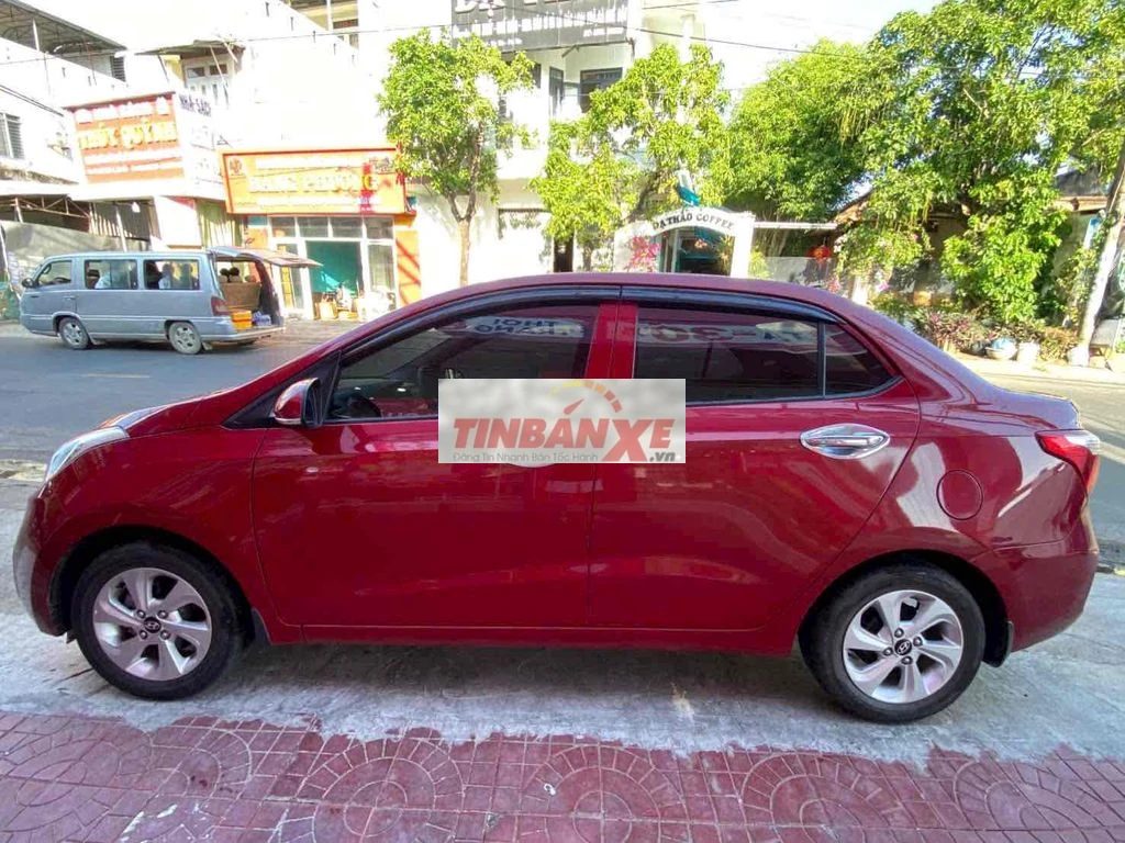 Hyundai Grand i10 2018 Tự động Đỏ 38000 km