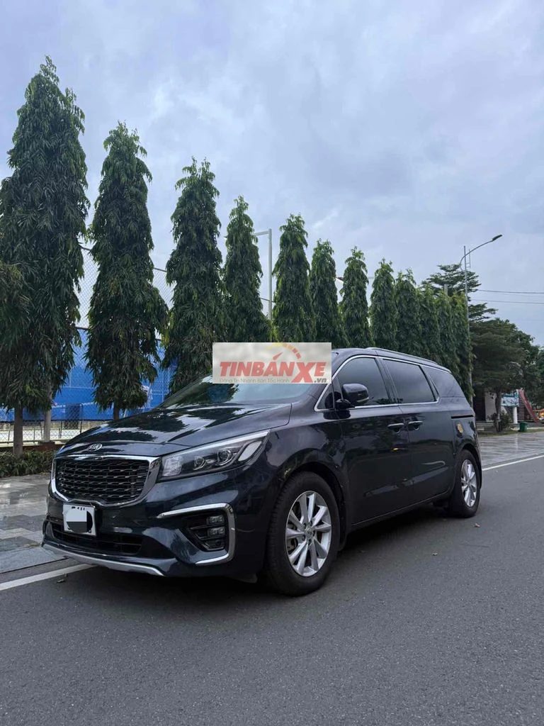 KIA SEDONA 2.2D,bản full, xe Gia đình, 2021