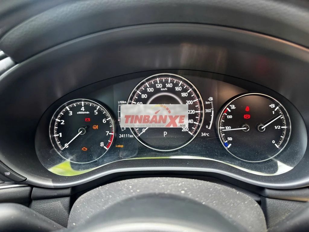 Mazda Mazda 3 2023 24000 km Xám