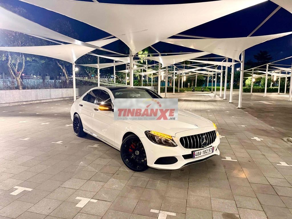 Mercedes C200 2017 Trắng