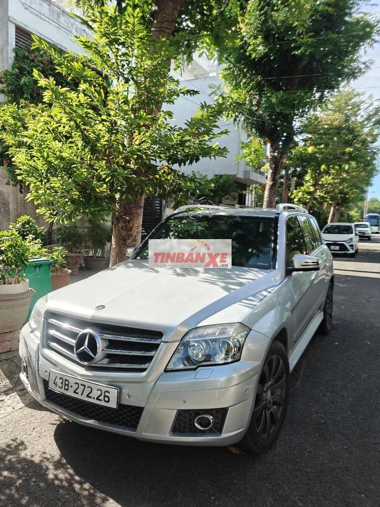Mercedes-Benz GLK 300 4MATIC Bạc
