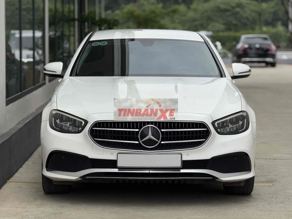 Mercedes Benz E Class 2021 E180 - 55000 km
