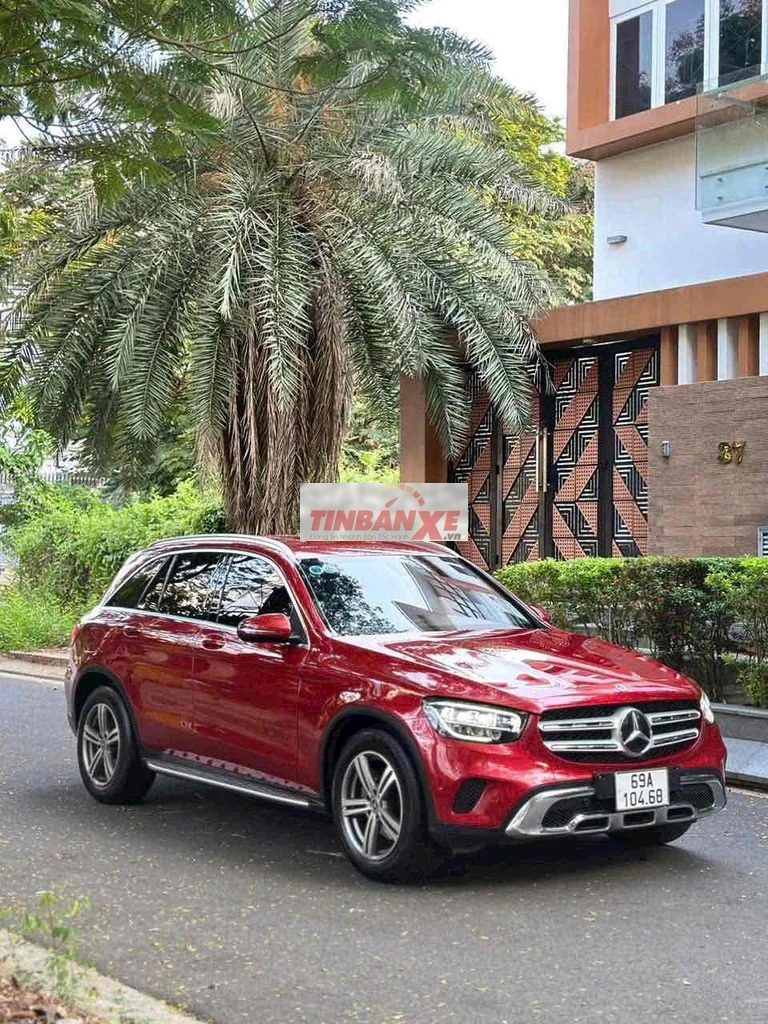 Mercedes GLC200 2021 Đỏ full ls hãng